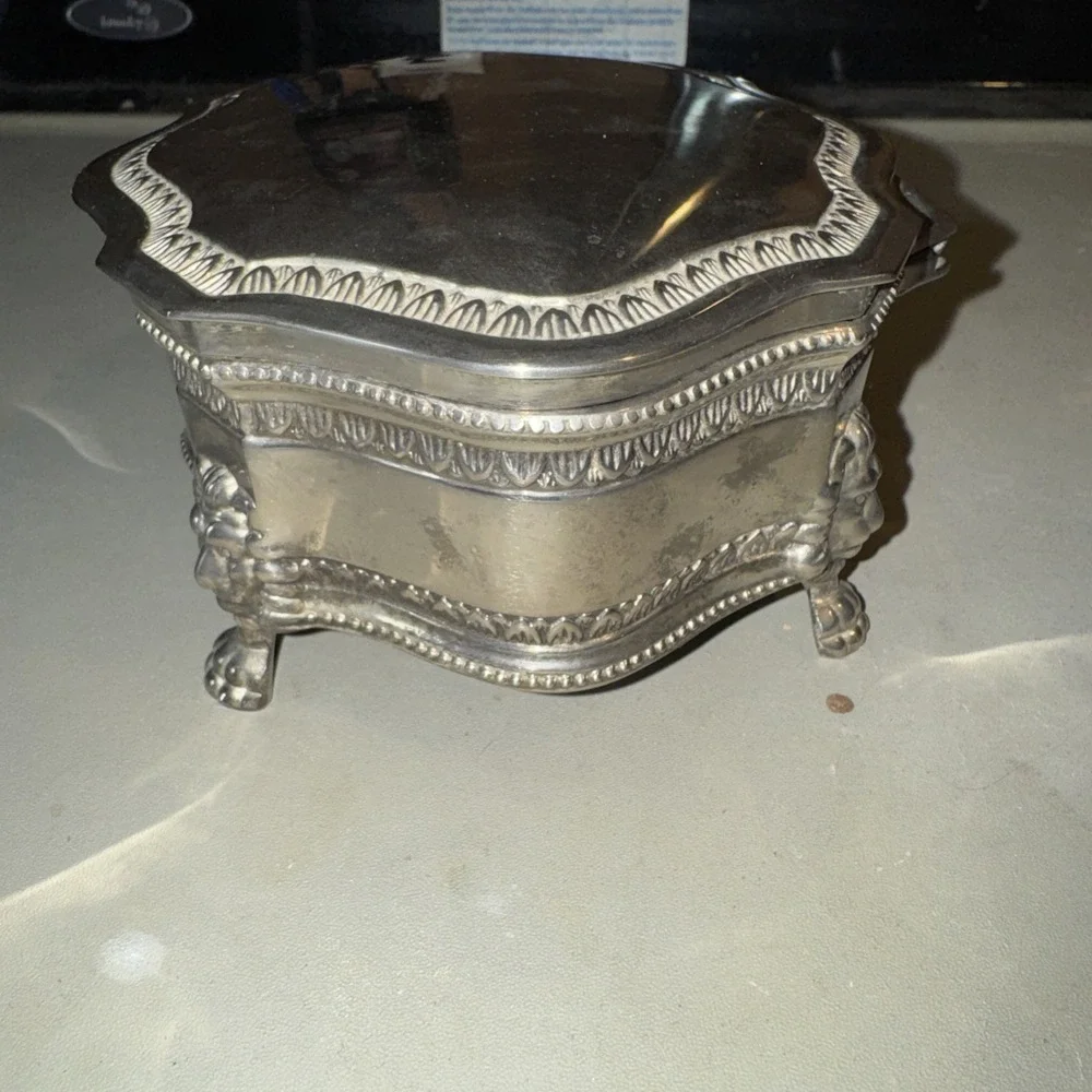 Vtg Sankyo Like Silver Plated Music Jewelry Trinket Box Hinged Footed Victorian